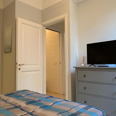 Bilocale Di Ringhiera In Corso Como/Garibaldi Milano Ngoại thất bức ảnh
