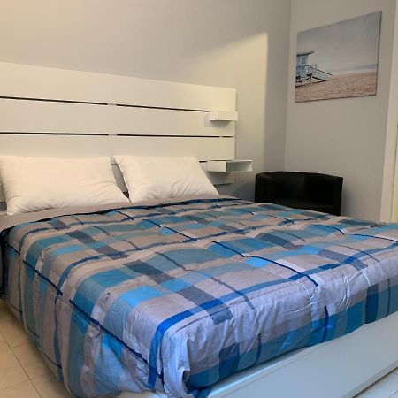 Bilocale Di Ringhiera In Corso Como/Garibaldi Milano Ngoại thất bức ảnh