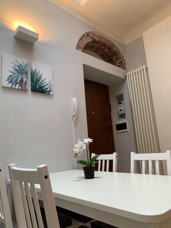 Bilocale Di Ringhiera In Corso Como/Garibaldi Milano Ngoại thất bức ảnh